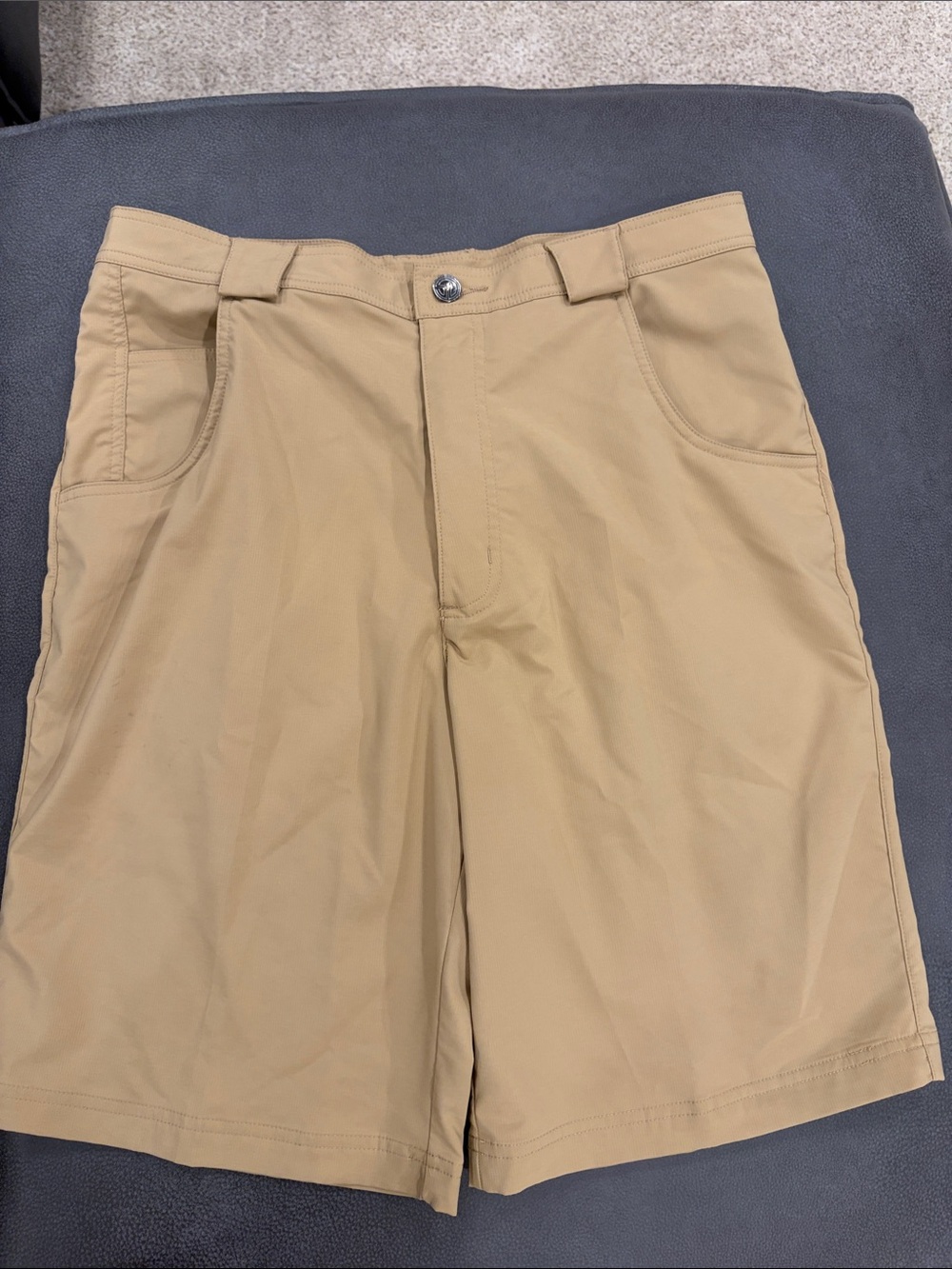 Straight down 32 Men's Casual 10” inseam Shorts Khaki